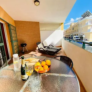 Apartamento Precioso Apartamento Con Parking En La Playa De Burriana, Nerja