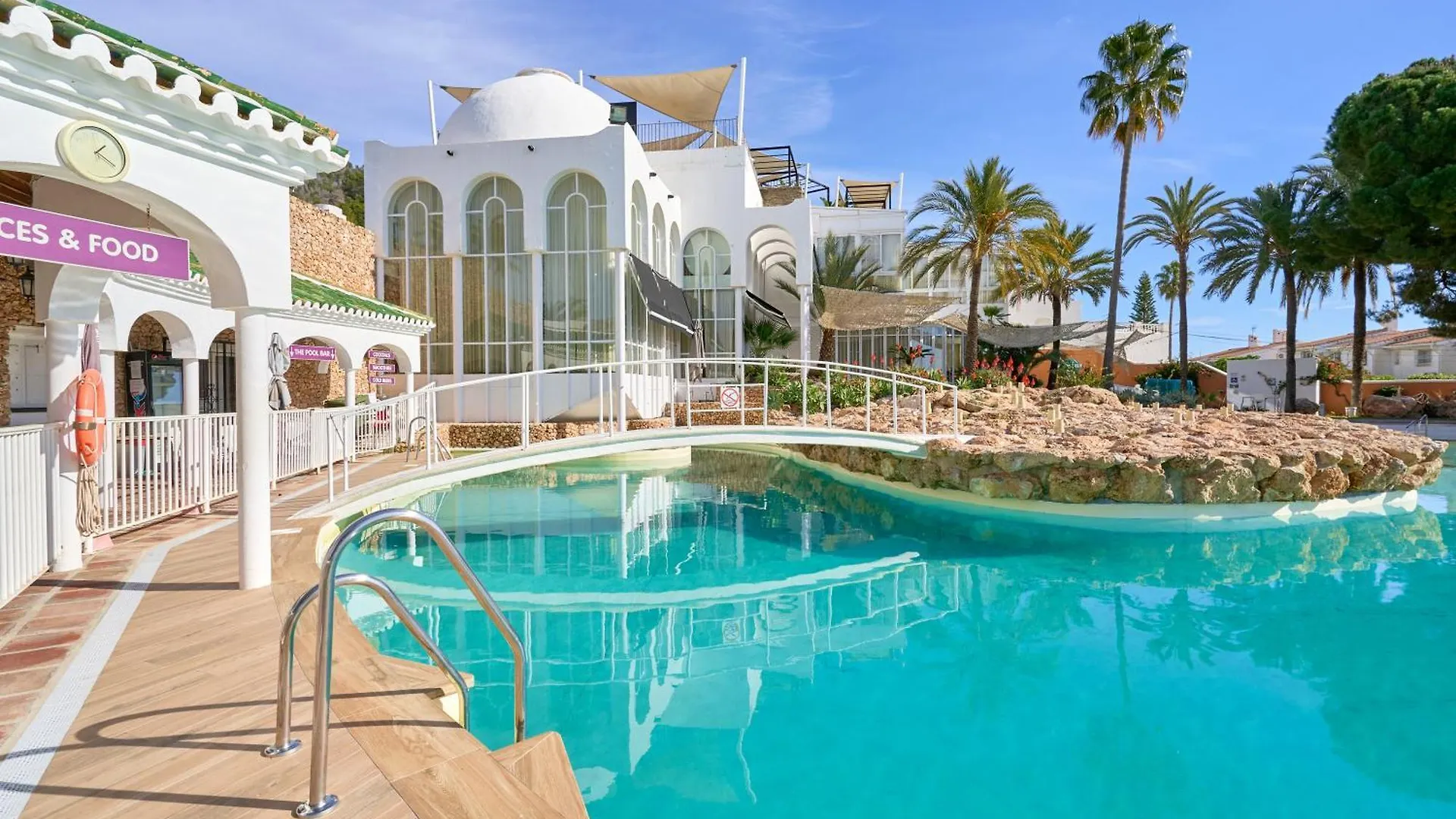 Casa Con Bellas Vistas Sobre La Bahia De 네르하 0*,  스페인