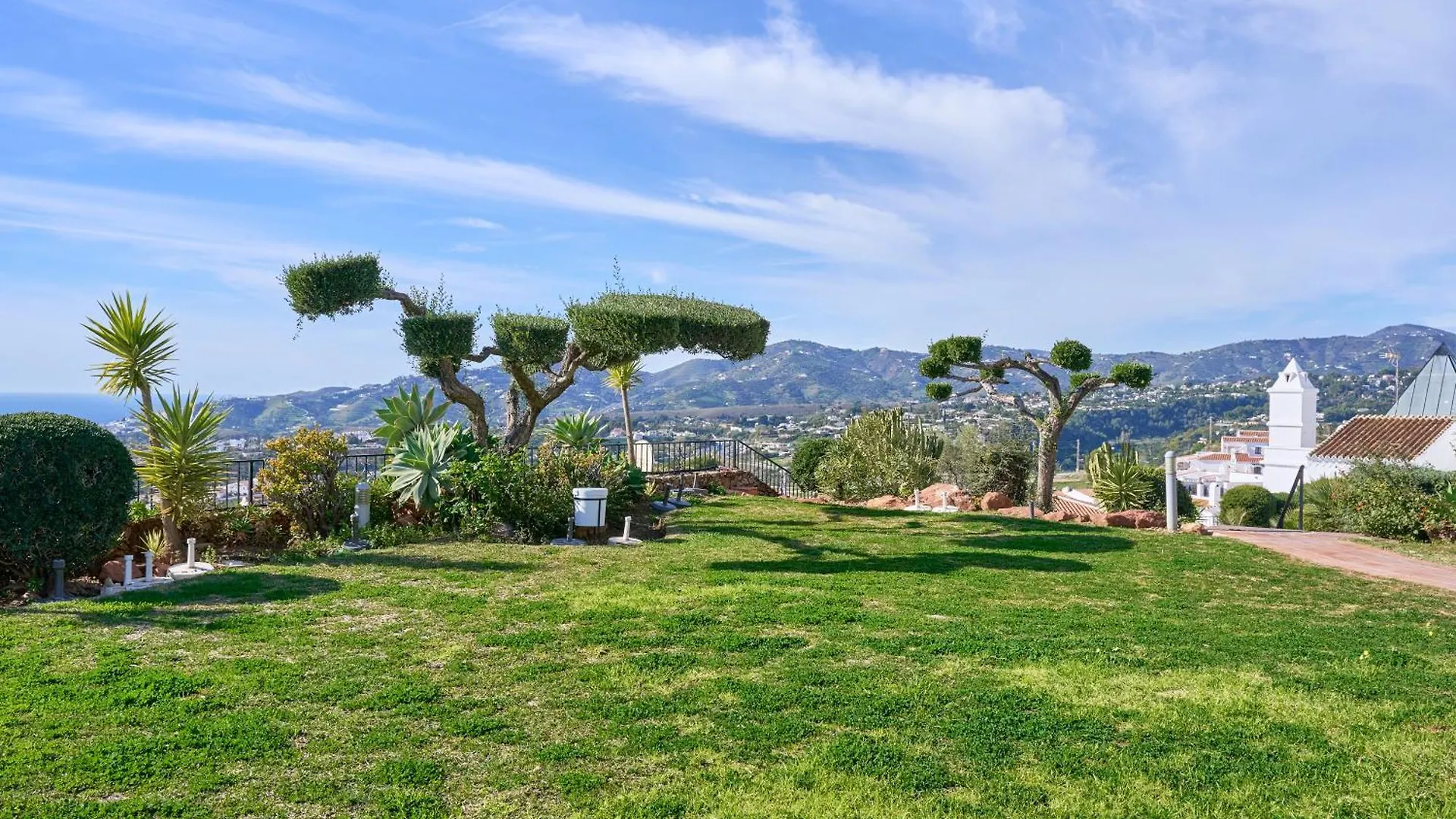 Casa Con Bellas Vistas Sobre La Bahia De 네르하 아파트
